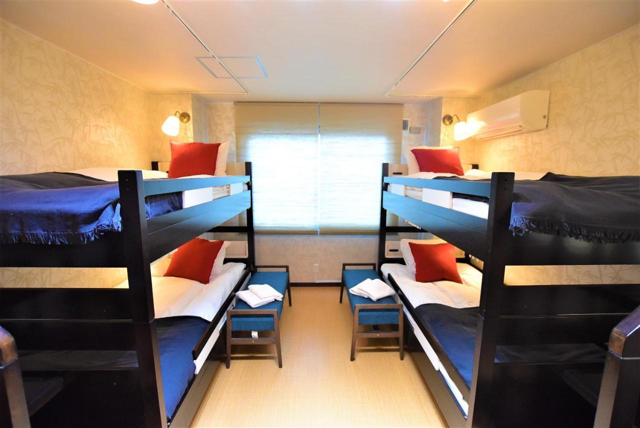 Appartamento Kuromon28-Near Kuromon Market,Nihonbashi Station Osaka Esterno foto