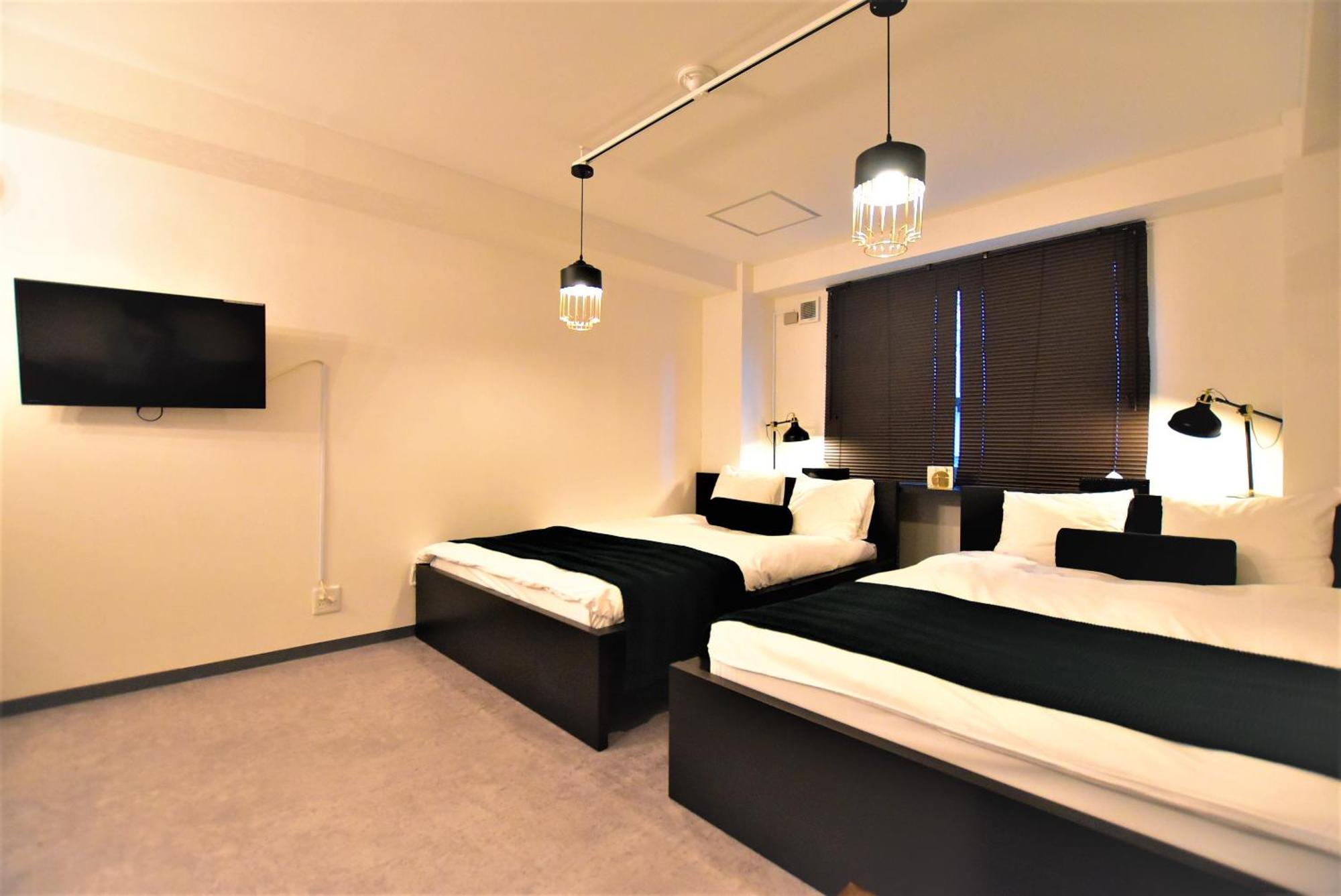 Appartamento Kuromon28-Near Kuromon Market,Nihonbashi Station Osaka Esterno foto