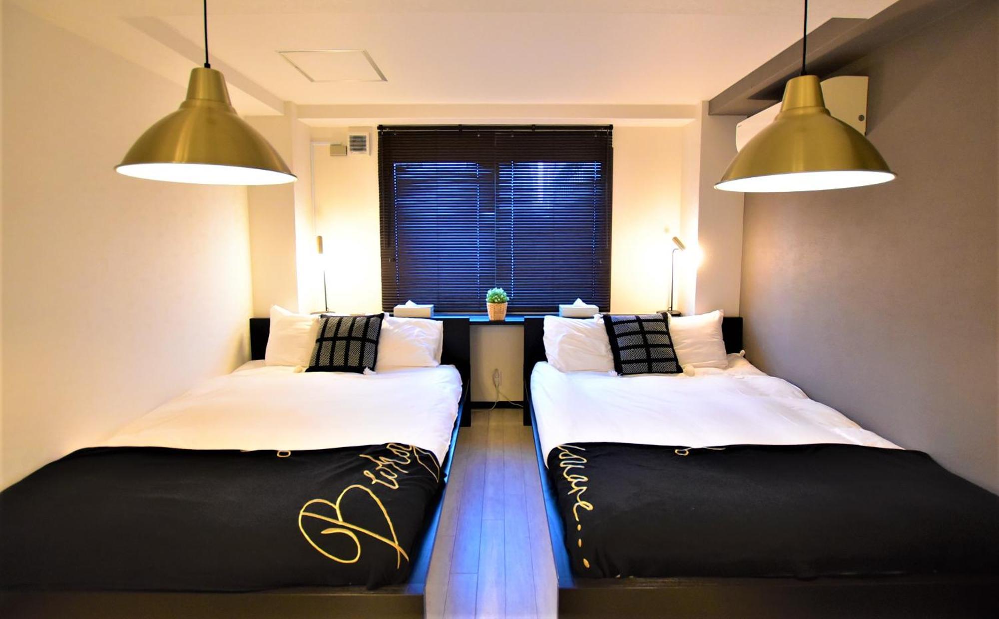 Appartamento Kuromon28-Near Kuromon Market,Nihonbashi Station Osaka Esterno foto